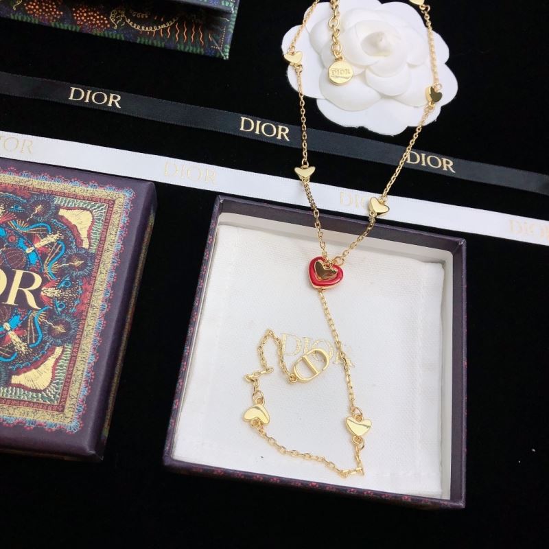 Christian Dior Necklaces